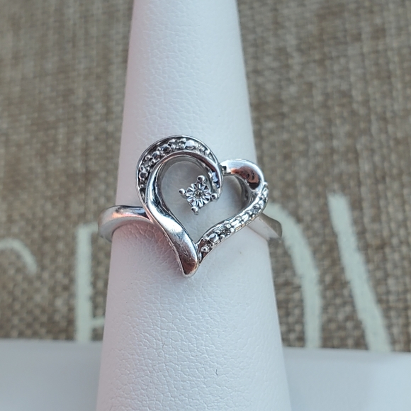 Sterling Diamond Heart Scrolled Ring - Picture 13 of 16